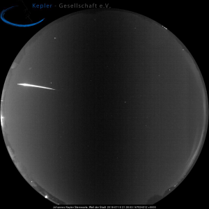 Summenbild vom Meteoriten Fall Renchen der Fripon Feuerkugel Kamera der Johannes Kepler Sternwarte